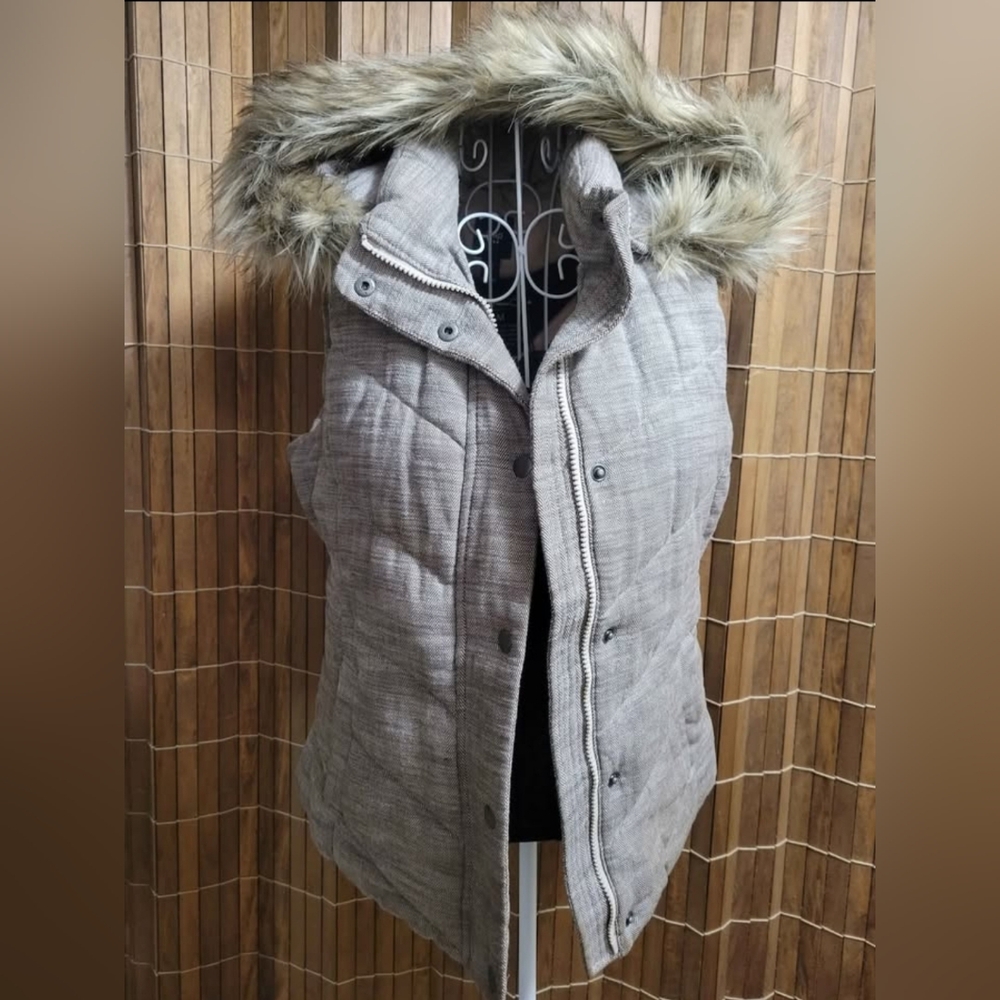 Womans Jacket - Picture 6 of 11
